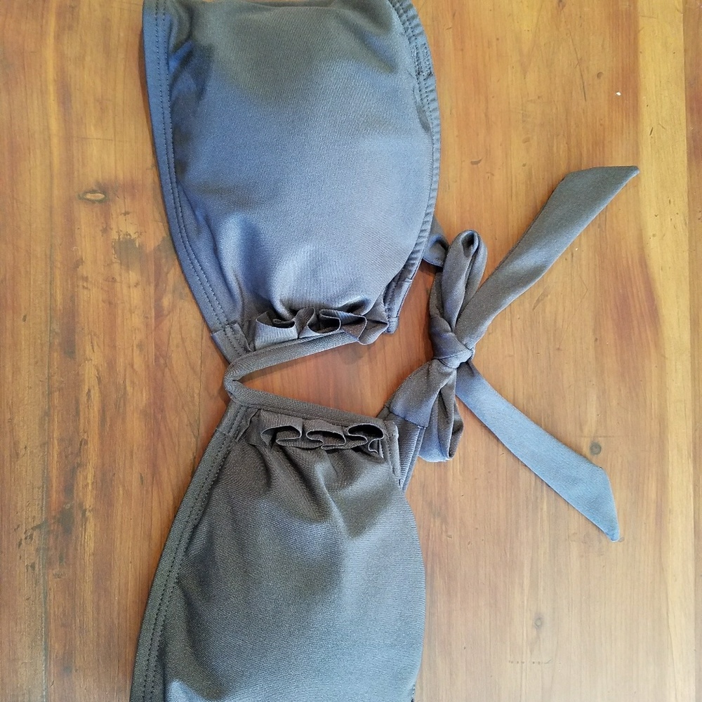 Strapless bikini top
